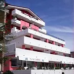 Sanremo 3* גראדו