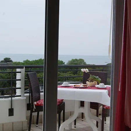 فندق Sanremo غرادو