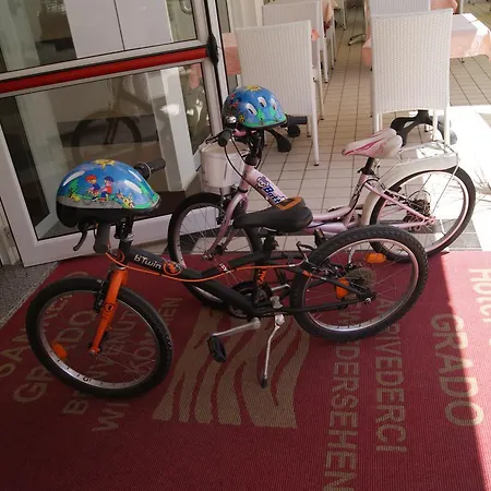 圣雷莫公寓酒店 3* 格拉多